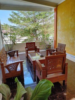nadamax solo guest house
