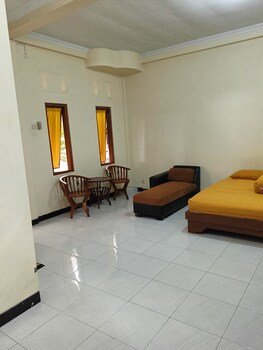 nadamax solo guest house