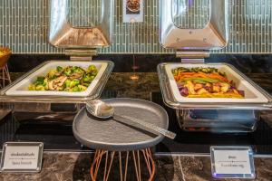 best western click sathorn 11 bangkok