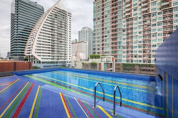 best western click sathorn 11 bangkok