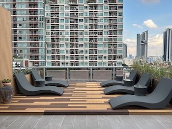 best western click sathorn 11 bangkok