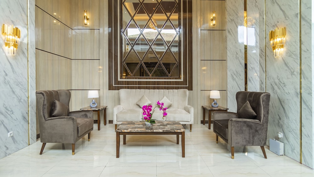 city of aventus hotel denpasar