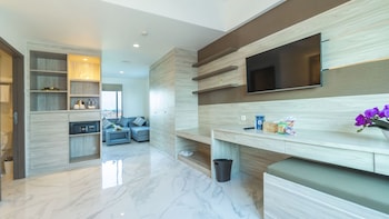 city of aventus hotel denpasar