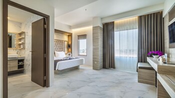 city of aventus hotel denpasar