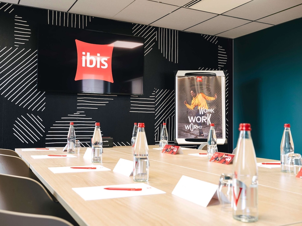 ibis rouen centre rive droite pasteur