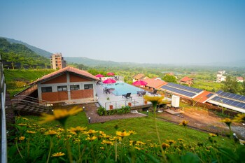 Gaurav Lords Resort Shrivardhan,,3 star