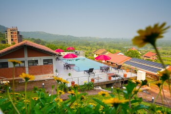 Gaurav Lords Resort Shrivardhan,,3 star