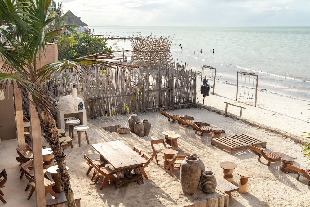 awa holbox hotel boutique