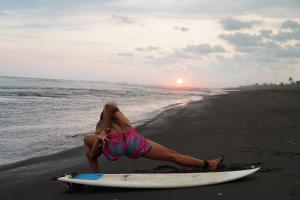shanti surf camp
