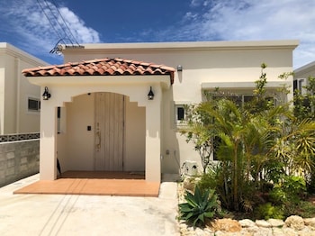 bears stay kumejima villa