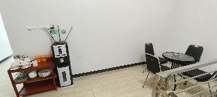 oyo 93123 wisma hamalau syariah