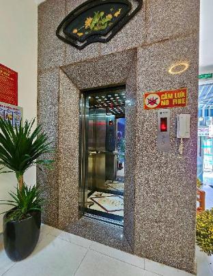 frontier hostel and tours