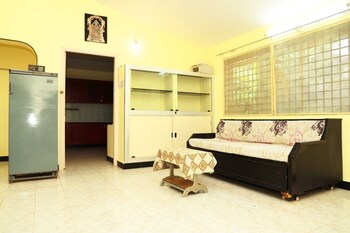 rena home stay
