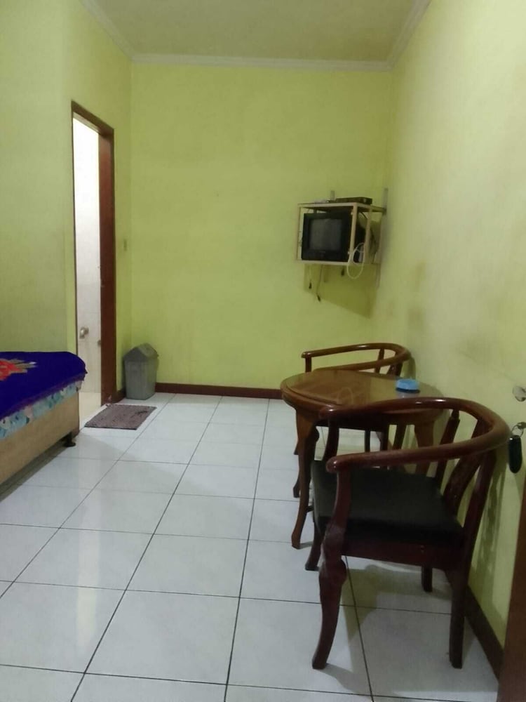 oyo 93146 lamin indah