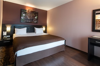 bartolomeo best river resort