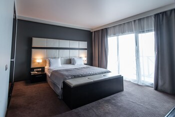 bartolomeo best river resort