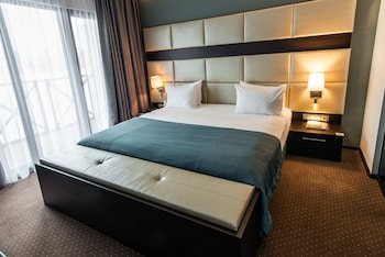 bartolomeo best river resort