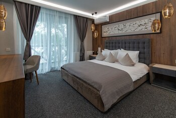 bartolomeo best river resort