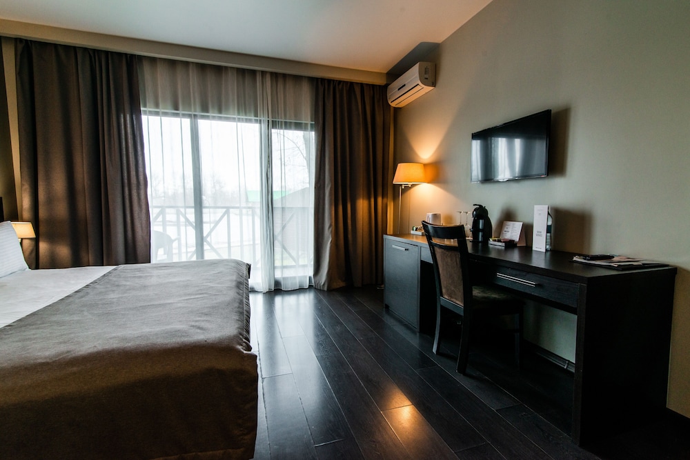 bartolomeo best river resort