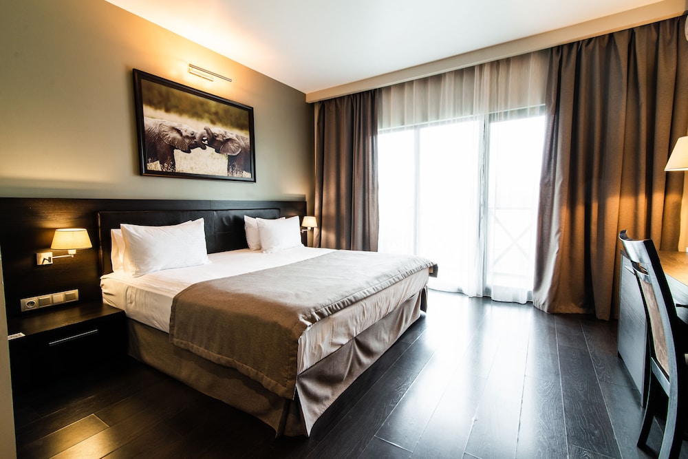 bartolomeo best river resort