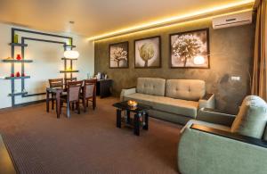 bartolomeo best river resort