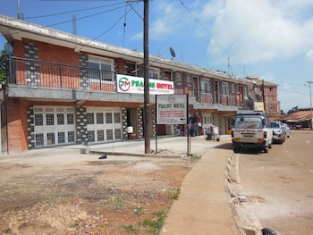 psalms motel entebbe