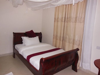 psalms motel entebbe