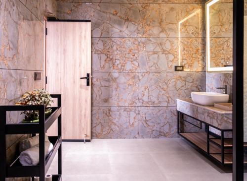 alpine hotel and villas