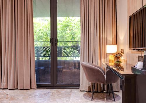 alpine hotel and villas