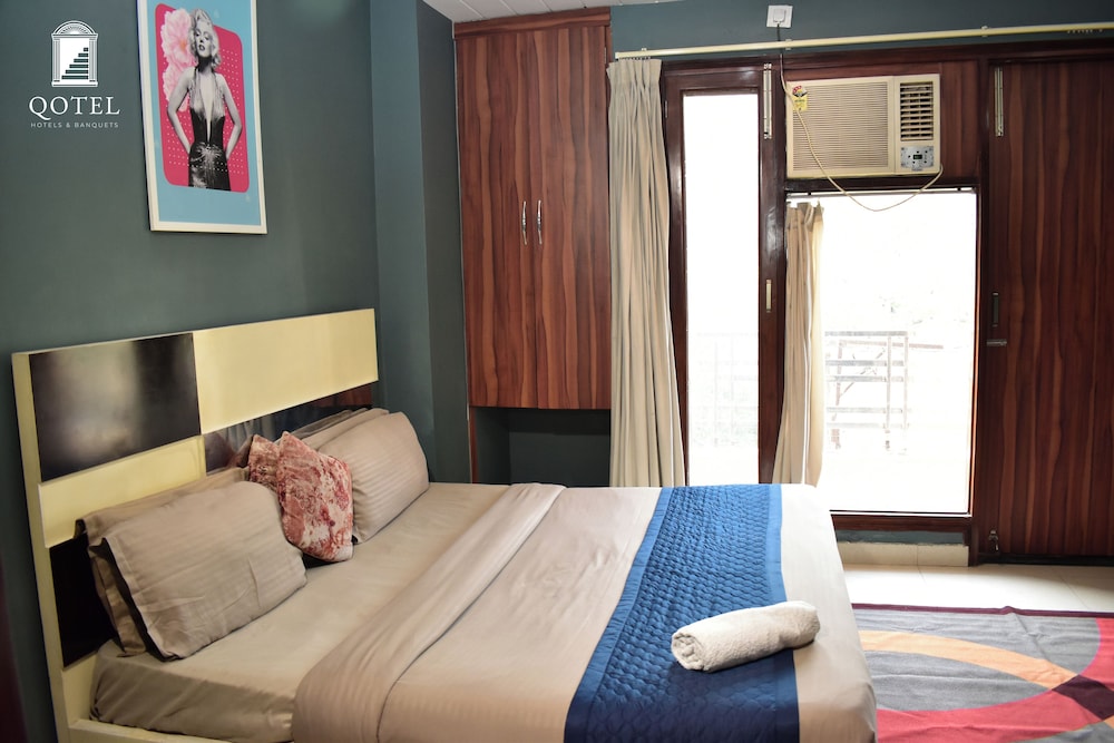 qotel hotel church house rohini sector15
