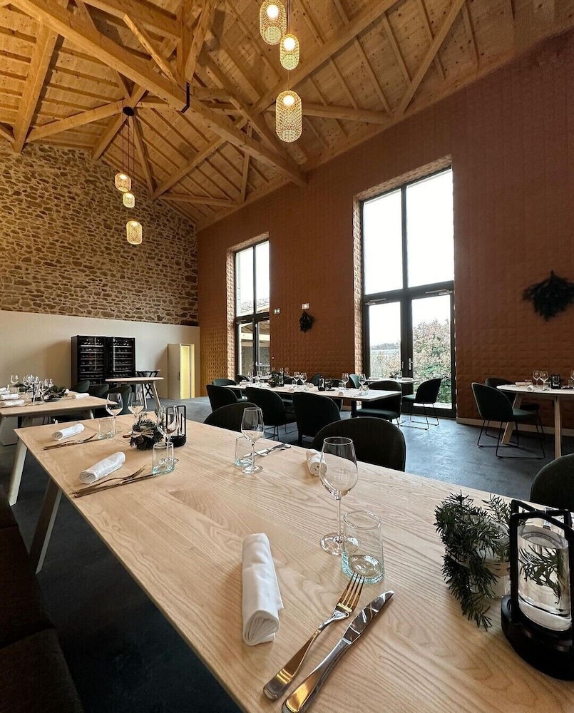 chateau de villars