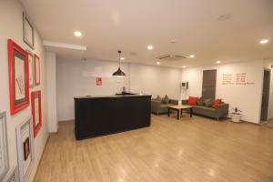 qotel hotel ip residency