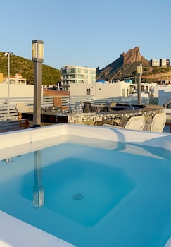 suites costa diamante san carlos