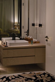 oasis 9 by hombali