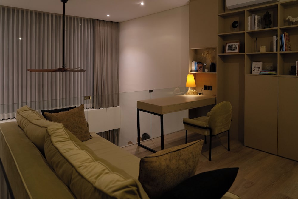 oasis 9 by hombali