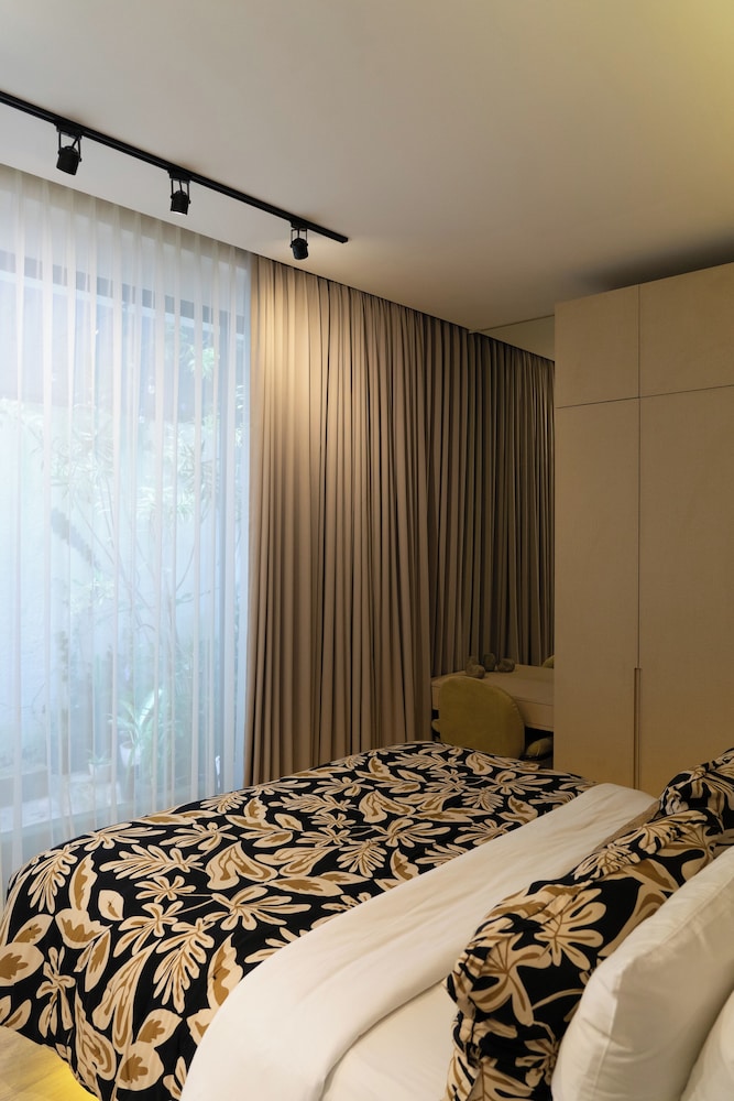 oasis 9 by hombali