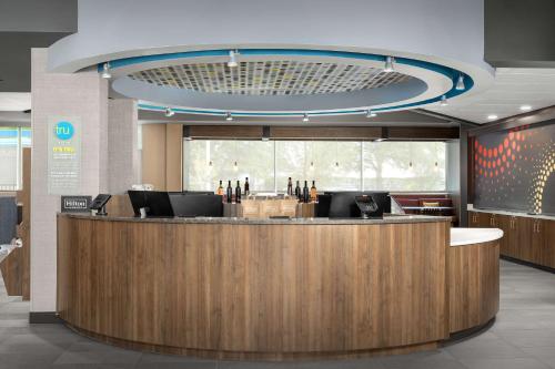 tru by hilton jacksonville west i 295