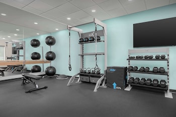 tru by hilton jacksonville west i 295