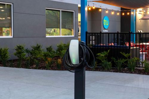 tru by hilton jacksonville west i 295