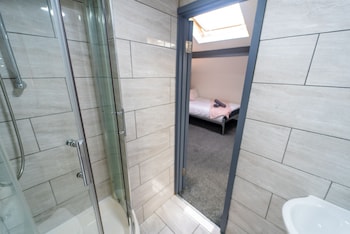 remarkable 1 bed studio in birmingham