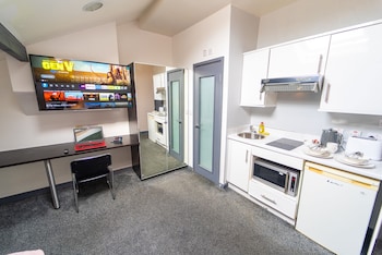 remarkable 1 bed studio in birmingham