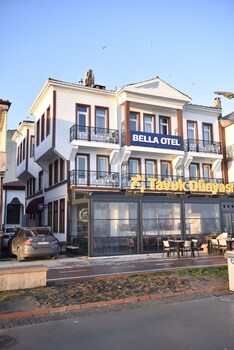 bella otel mudanya