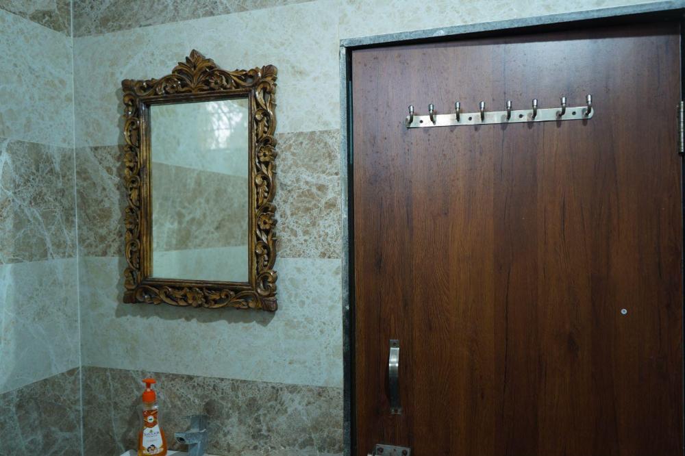 iskcon chandrabhaga guest house