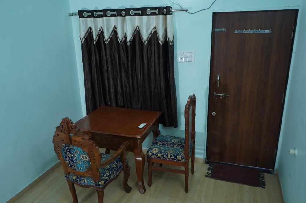 iskcon chandrabhaga guest house