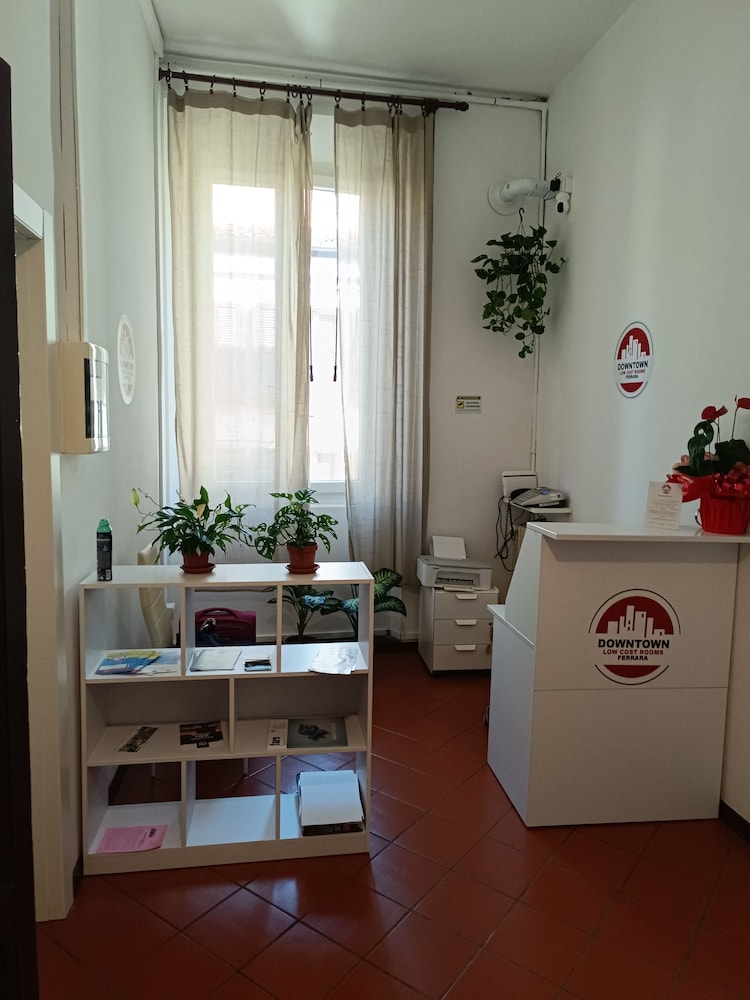 downtown ferrara low cost rooms