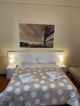 downtown ferrara low cost rooms
