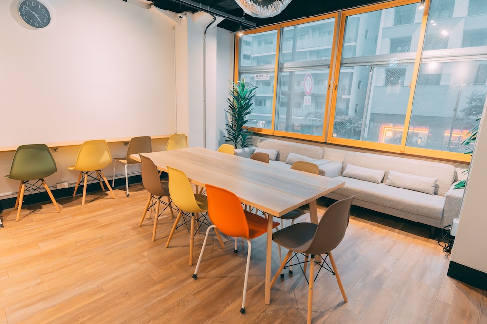 tokyo guesthouse hive