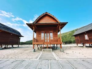 azana essence villa tabitha lombok