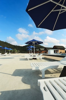 Azana Essence Villa Tabitha Lombok,,2 star