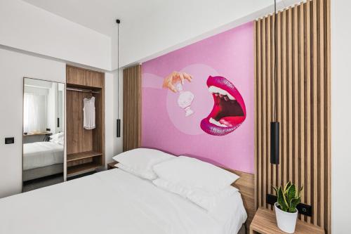 the q hotel